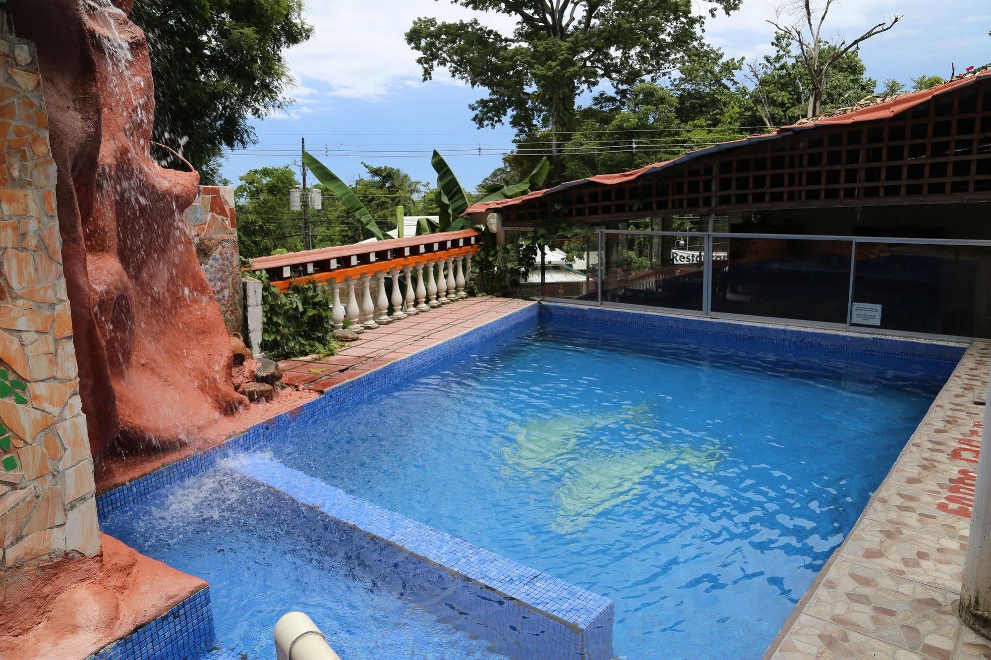 Hotel Coco Beach Manuel Antonio Exterior foto